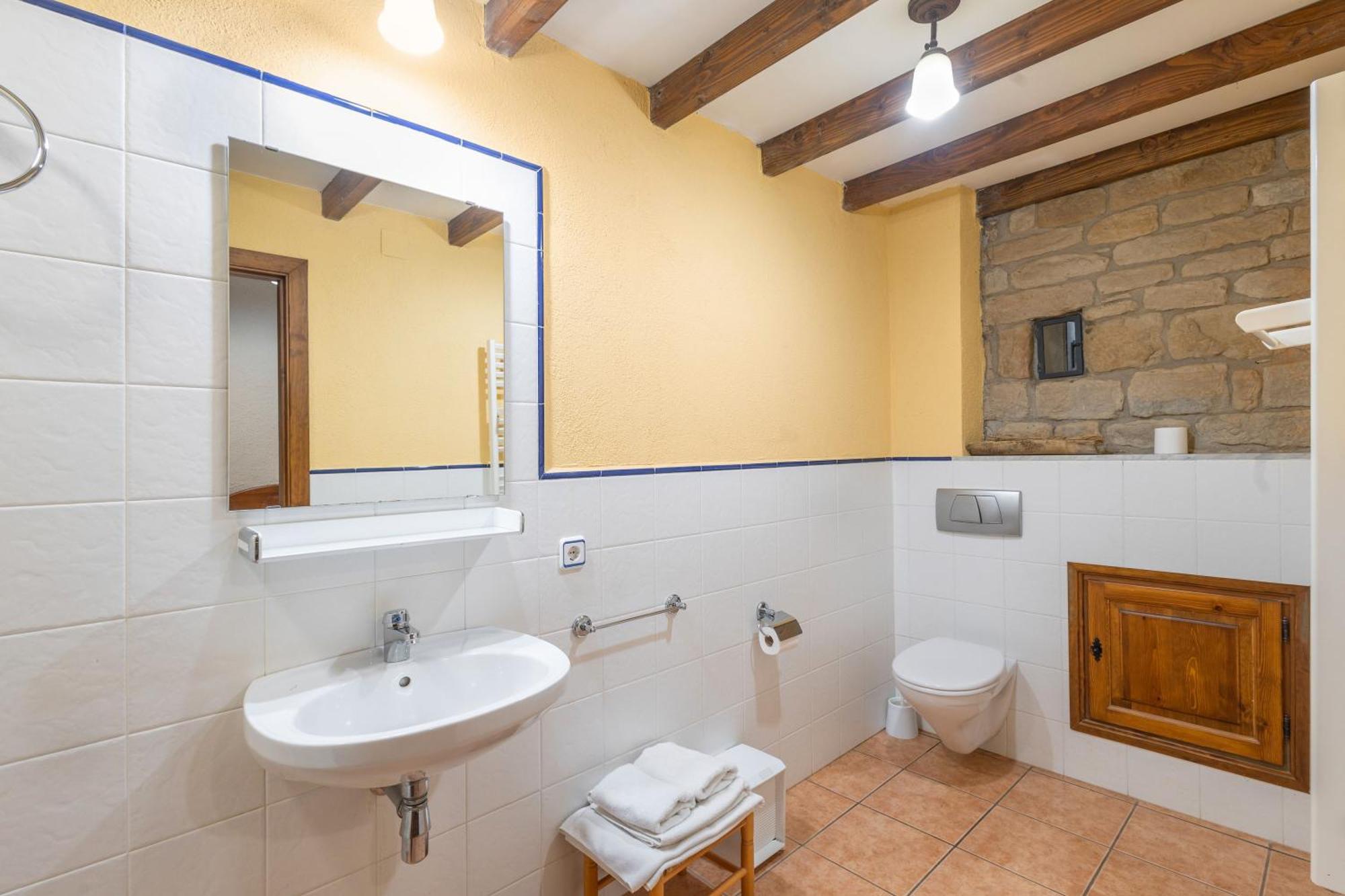 Mas Vinyoles Guest House Centellas Exterior photo