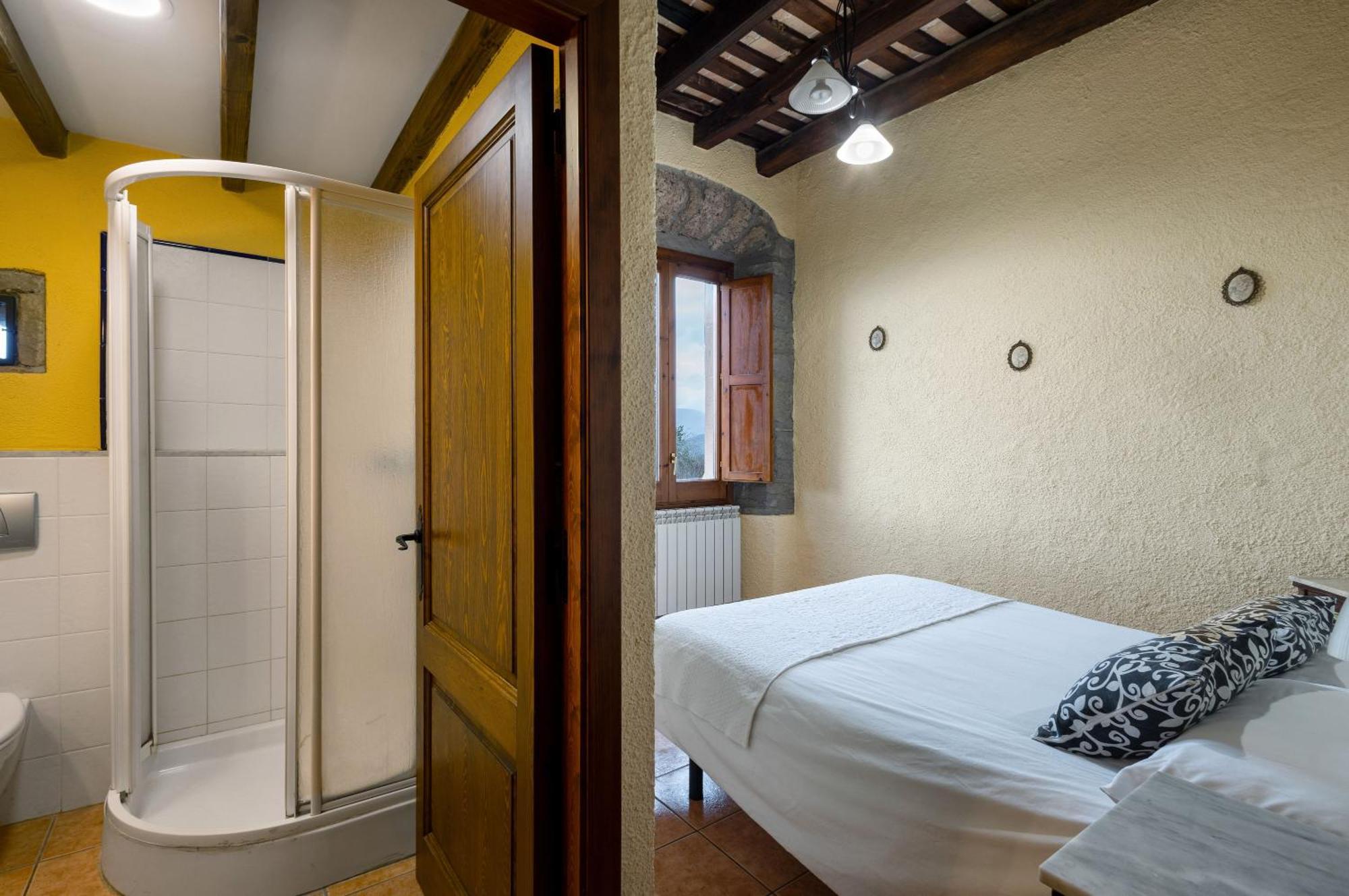 Mas Vinyoles Guest House Centellas Exterior photo