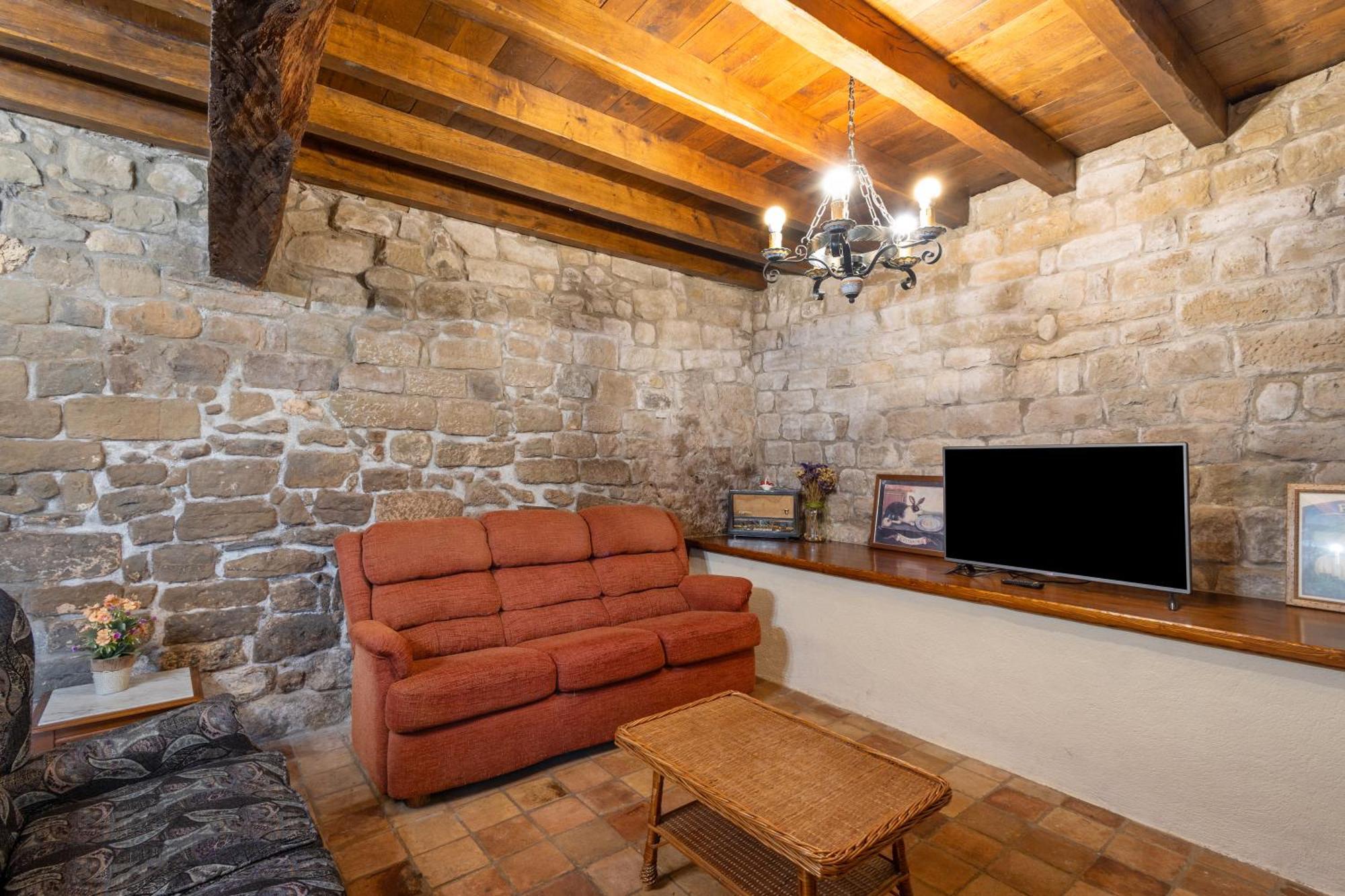 Mas Vinyoles Guest House Centellas Exterior photo