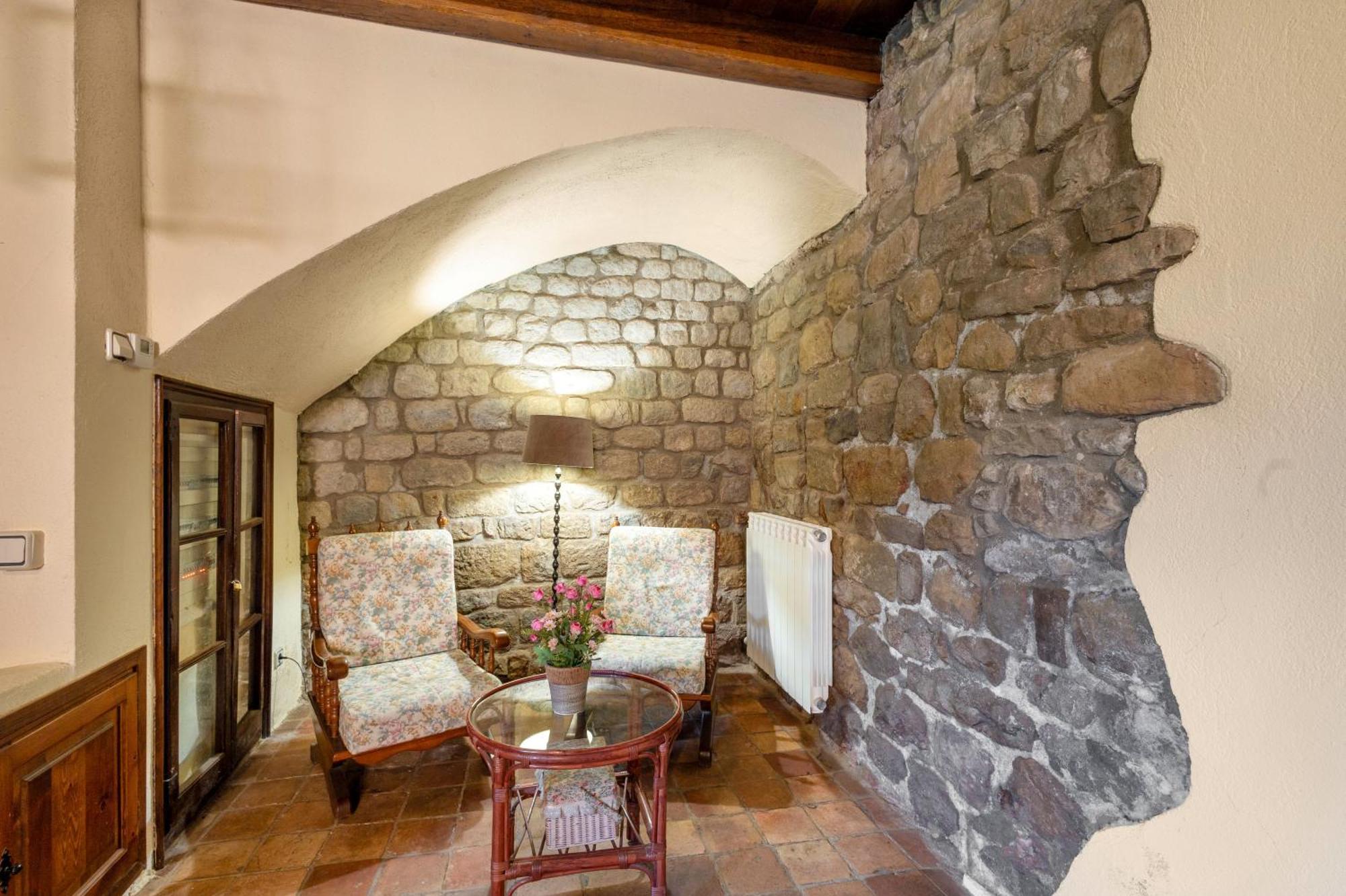 Mas Vinyoles Guest House Centellas Exterior photo